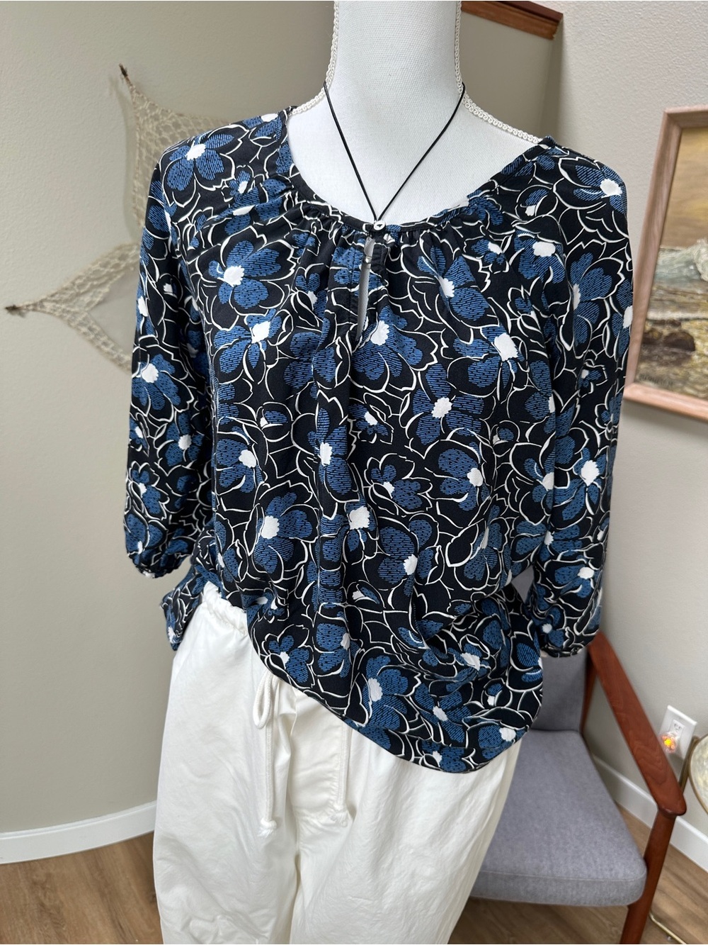 Tommy Hilfiger Navy and Black Floral Scoop-Neck 3/4 sleeve Blouse